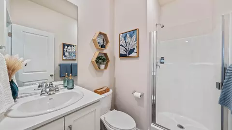 Bath - 20592 Button Brush Ave, Bend, OR 97702 photo 1 of 4