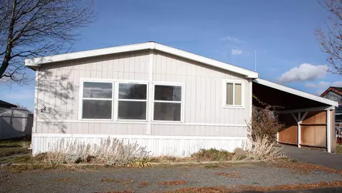 4751 Bellm Dr #28, Klamath Falls, OR 97603