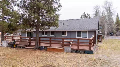 Exterior - 53001 Loop Dr, La Pine, OR 97739 photo 15 of 17