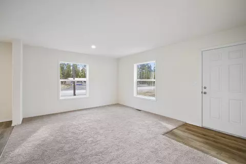 52702 Oak Dr, La Pine, OR 97739 photo 18