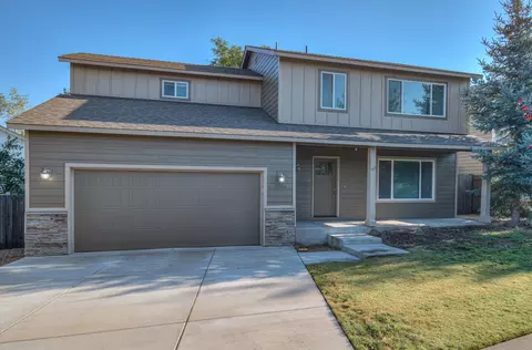2224 NE Indigo Ln, Bend, OR 97701