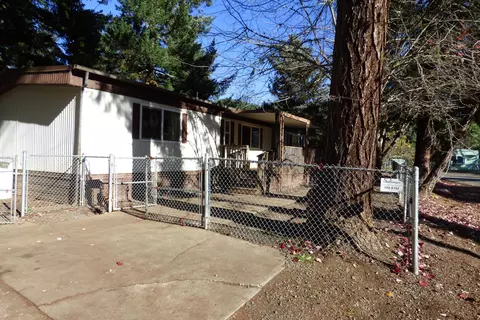 508 Bumblebee Ln, Cave Junction, OR 97523 photo 17