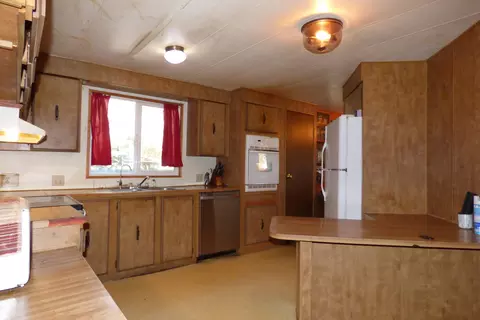 508 Bumblebee Ln, Cave Junction, OR 97523 photo 3