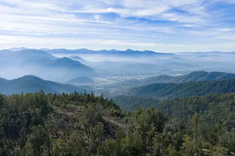 4000 E Jones Creek Rd, Grants Pass, OR 97526