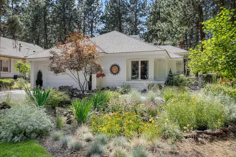Exterior - 60733 Willow Creek Loop, Bend, OR 97702 photo 1 of 10