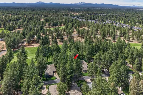 View/Area - 60733 Willow Creek Loop, Bend, OR 97702 photo 1 of 6
