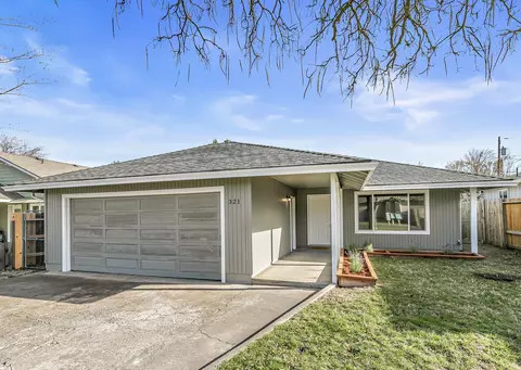 321 Jeanette Ave, Medford, OR 97501