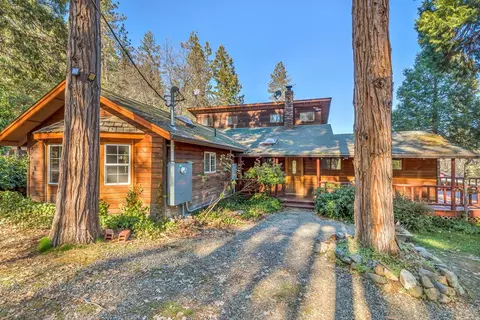 1956 E Fork Rd, Williams, OR 97544