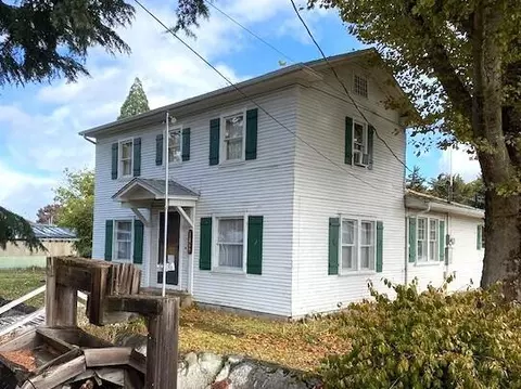 3358 Bursell Rd, Central Point, OR 97502