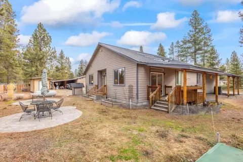 Exterior - 15924 Jackpine Rd, La Pine, OR 97739 photo 3 of 10