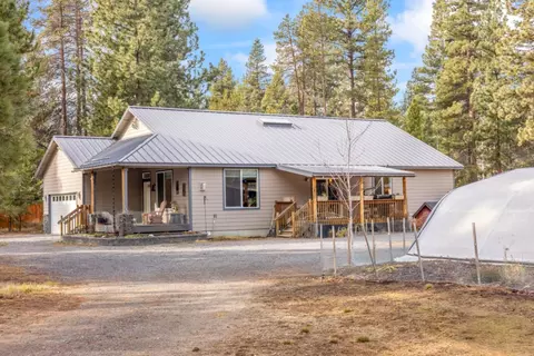 Exterior - 15924 Jackpine Rd, La Pine, OR 97739 photo 2 of 10