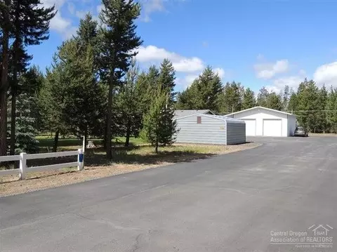 53827 Yoho Dr, La Pine, OR 97739 photo 3