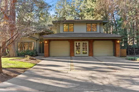 20375 SE Big Bear Ct, Bend, OR 97702