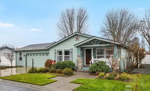 366 Marian Ave # 39, Central Point, OR 97502