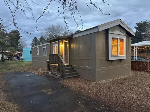 205 SE Lynn Blvd #40, Prineville, OR 97754