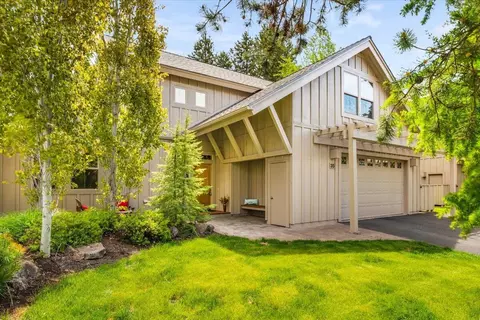 57112 Evergreen Loop #35, Sunriver, OR 97707