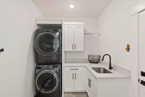 Other - 1185 NW Singleton Pl, Bend, OR 97703 photo 7 of 11