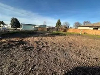 555 Freeman Rd #105, Central Point, OR 97502 photo 2