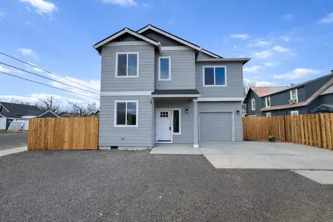 321 NE 6th St, Prineville, OR 97754