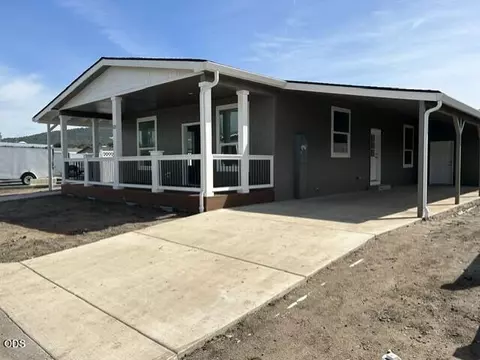 333 Mountain View Dr #121, Talent, OR 97540