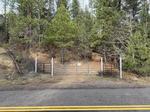 0 Evans Creek Rd #10149540, White City, OR 97503