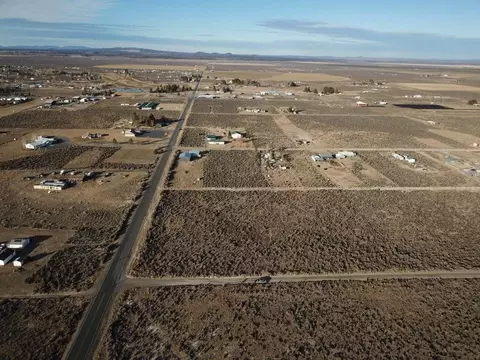thorn street, Christmas Valley, OR 97641