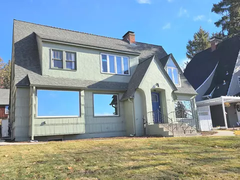 1425 Pacific Ter, Klamath Falls, OR 97601