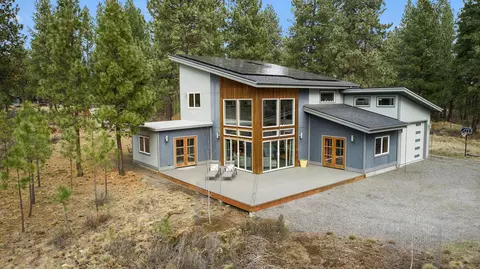 19354 Kiowa Rd, Bend, OR 97702