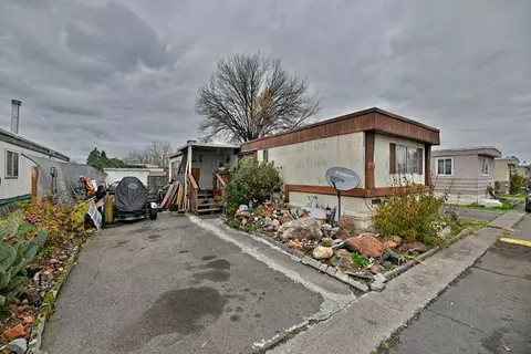 2622 Falcon St #40, White City, OR 97503