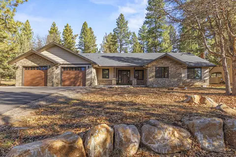 11635 Merganser Rd, Klamath Falls, OR 97601