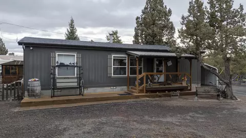 4572 NW 49th Ln NW, Redmond, OR 97756