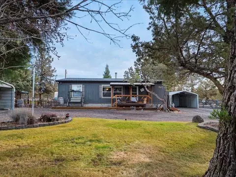 4572 NW 49th Ln NW, Redmond, OR 97756
