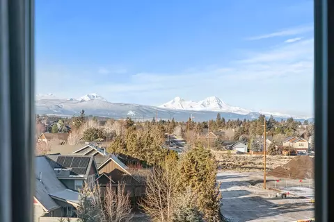 20670 Comet Ct, Bend, OR 97701 photo 37