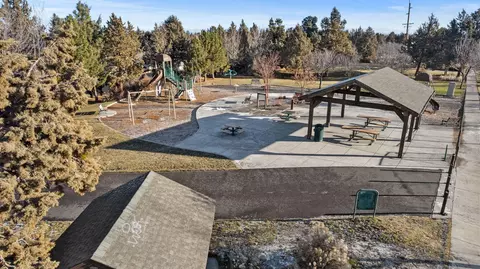20670 Comet Ct, Bend, OR 97701 photo 40