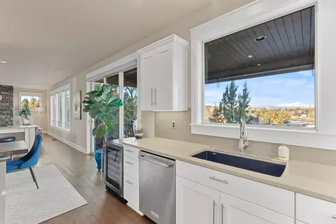 20670 Comet Ct, Bend, OR 97701 photo 10