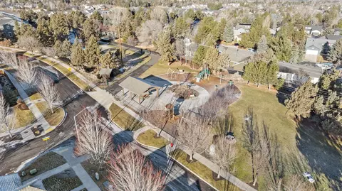 20670 Comet Ct, Bend, OR 97701 photo 43