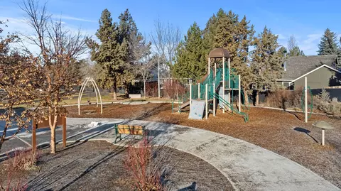 20670 Comet Ct, Bend, OR 97701 photo 39