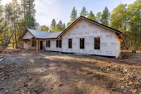 550 Marcy Loop Rd, Grants Pass, OR 97527