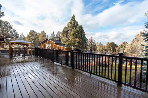 Exterior - 64742 Sylvan Loop, Bend, OR 97701 photo 2 of 13