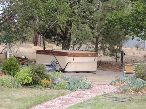 Exterior - 64742 Sylvan Loop, Bend, OR 97701 photo 6 of 13
