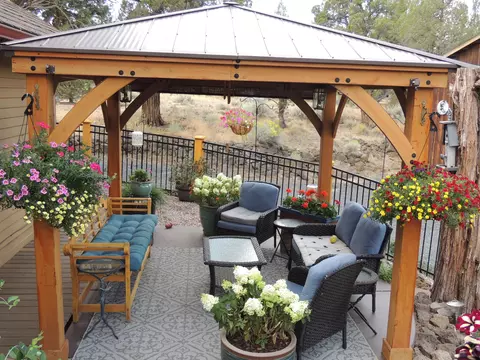 Exterior - 64742 Sylvan Loop, Bend, OR 97701 photo 4 of 13