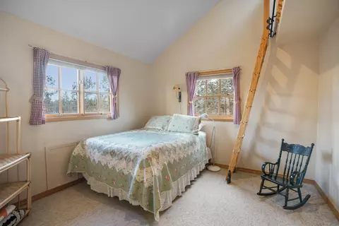 Bedroom - 64742 Sylvan Loop, Bend, OR 97701 photo 5 of 9
