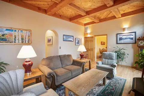 Living - 64742 Sylvan Loop, Bend, OR 97701 photo 3 of 4