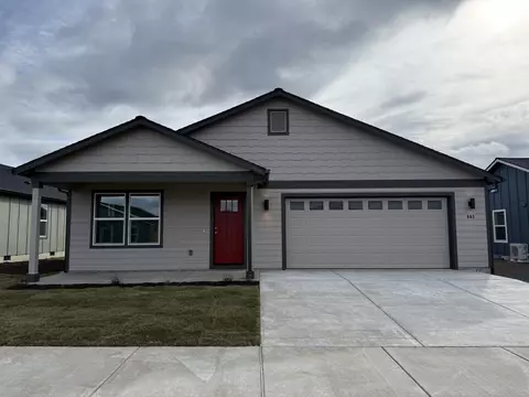 603 NE Arnold St #175, Madras, OR 97741