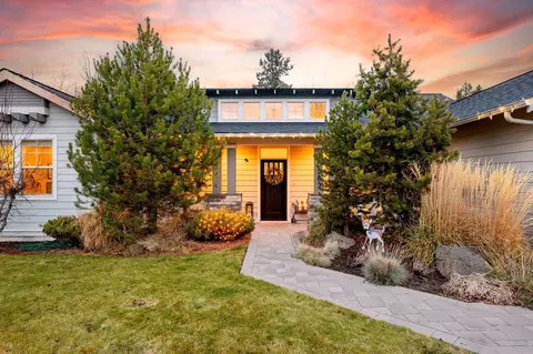 20382 Penhollow Ln, Bend, OR 97702 photo 2