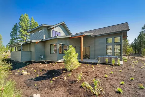Exterior - 18257 Forestbrook Lp #24, Bend, OR 97707 photo 5 of 21