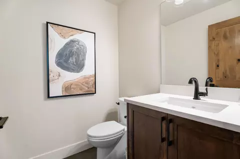 Bath - 18257 Forestbrook Lp #24, Bend, OR 97707 photo 3 of 3