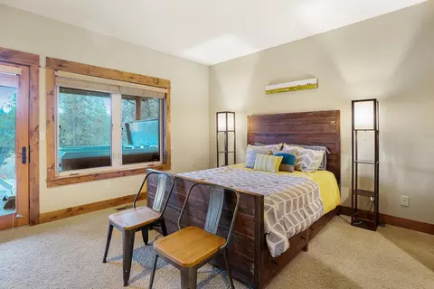 61363 Wild Rapids Dr, Bend, OR 97702 photo 17