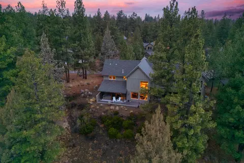 61363 Wild Rapids Dr, Bend, OR 97702 photo 38