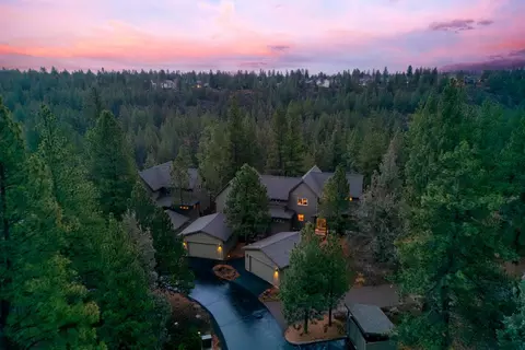 61363 Wild Rapids Dr, Bend, OR 97702 photo 5